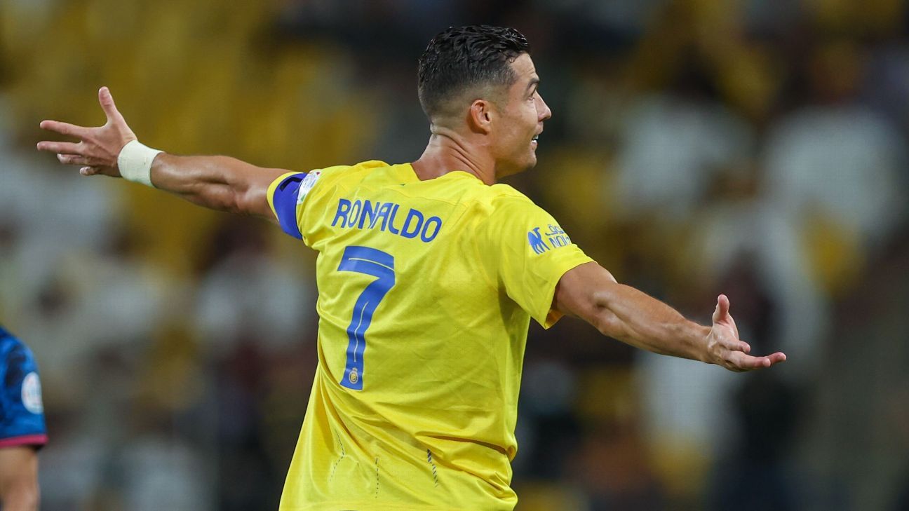 Ronaldo Logra Un Hat Trick Perfecto En La Goleada Al Al Nassr