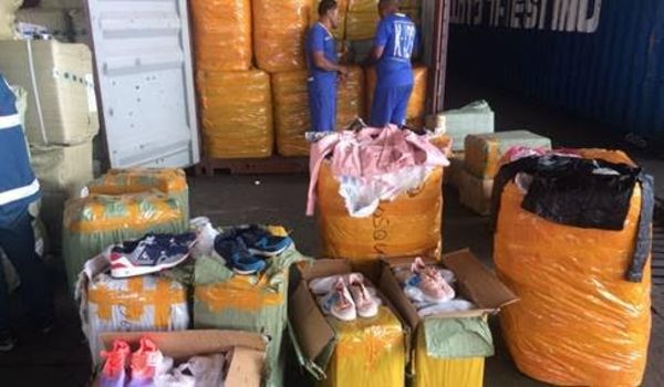 DIAN aprehende calzado y confecciones de contrabando | Noticias de Buenaventura, Colombia y el Mundo