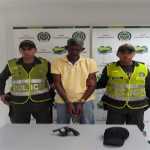 La Policía capturó un ciudadano con un arma ilegal en Buenaventura | Noticias de Buenaventura, Colombia y el Mundo