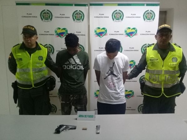 Policía captura a tres sujetos por el delito de porte de armas de fuego y municiones | Noticias de Buenaventura, Colombia y el Mundo