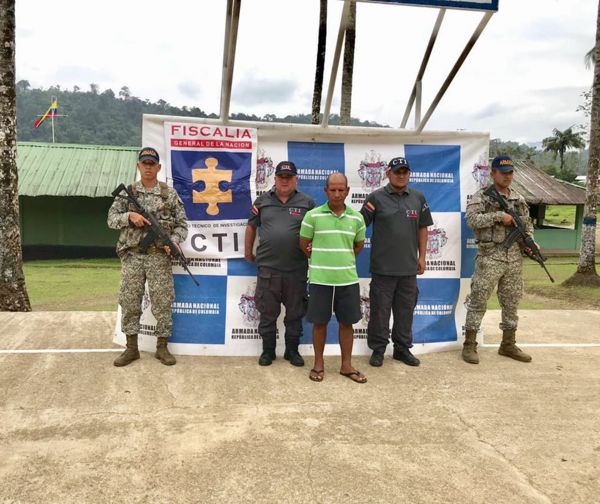 Hombre capturado por ser presunto informante de grupos armados en el Pacífico | Noticias de Buenaventura, Colombia y el Mundo