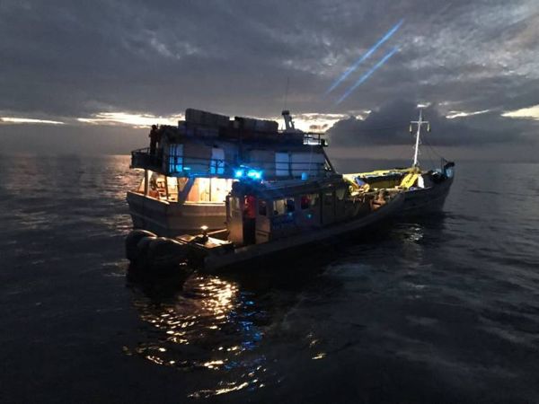 12 personas rescatadas por la Armada en aguas cercanas a Buenaventura | Noticias de Buenaventura, Colombia y el Mundo