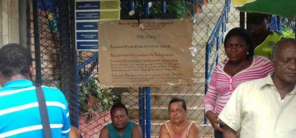 Habitantes del barrio Antonio Nariño protestan en instalaciones de Hidropacífico por falta del servicio | Noticias de Buenaventura, Colombia y el Mundo