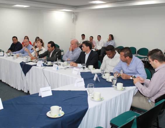 Congresistas del Valle tienen el reto de trabajar 'en bloque' por el departamento | Noticias de Buenaventura, Colombia y el Mundo
