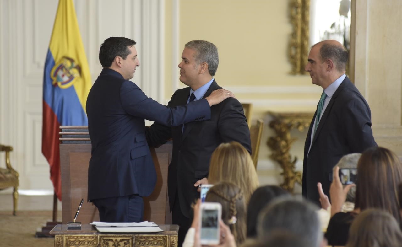 Ante el Presidente Duque, tomó posesión el nuevo director de la DIAN | Noticias de Buenaventura, Colombia y el Mundo