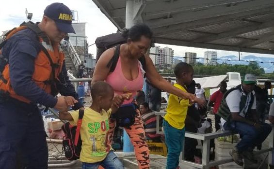 468 Personas han sido rescatadas y evacuadas por la Armada Nacional | Noticias de Buenaventura, Colombia y el Mundo