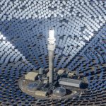 El caso de la planta solar de 1000 millones de dólares que buscaba ser la más avanzada del mundo y que hoy día ha quedado obsoleta