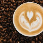 Los bebedores de café diario tienen huesos más fuertes, según un nuevo estudio