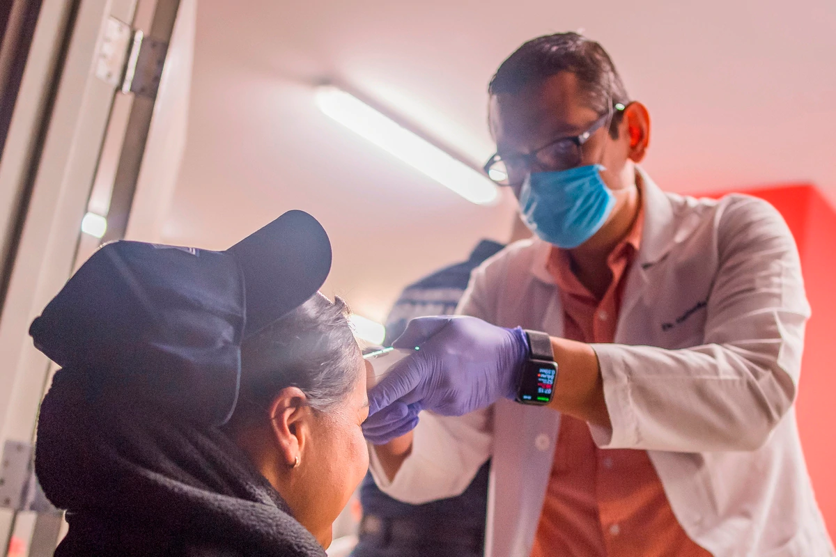 Coronavirus en Baja California: video muestra el hacinamiento en clínica de Tijuana
