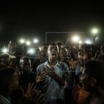 Grito pacífico de jóvenes en Sudán, de Yasuyoshi Chiba,gana World Press Photo