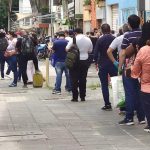 Lucha afuera de entidades bancarias, supermercados y EPS durante la cuarentena - Cali - Colombia