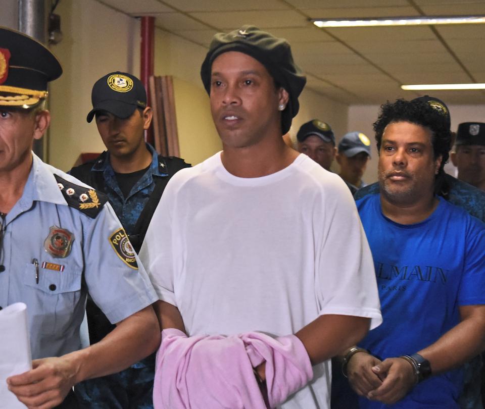Primera entrevista de Ronaldinho tras su detención en Paraguay - Fútbol Internacional - Deportes