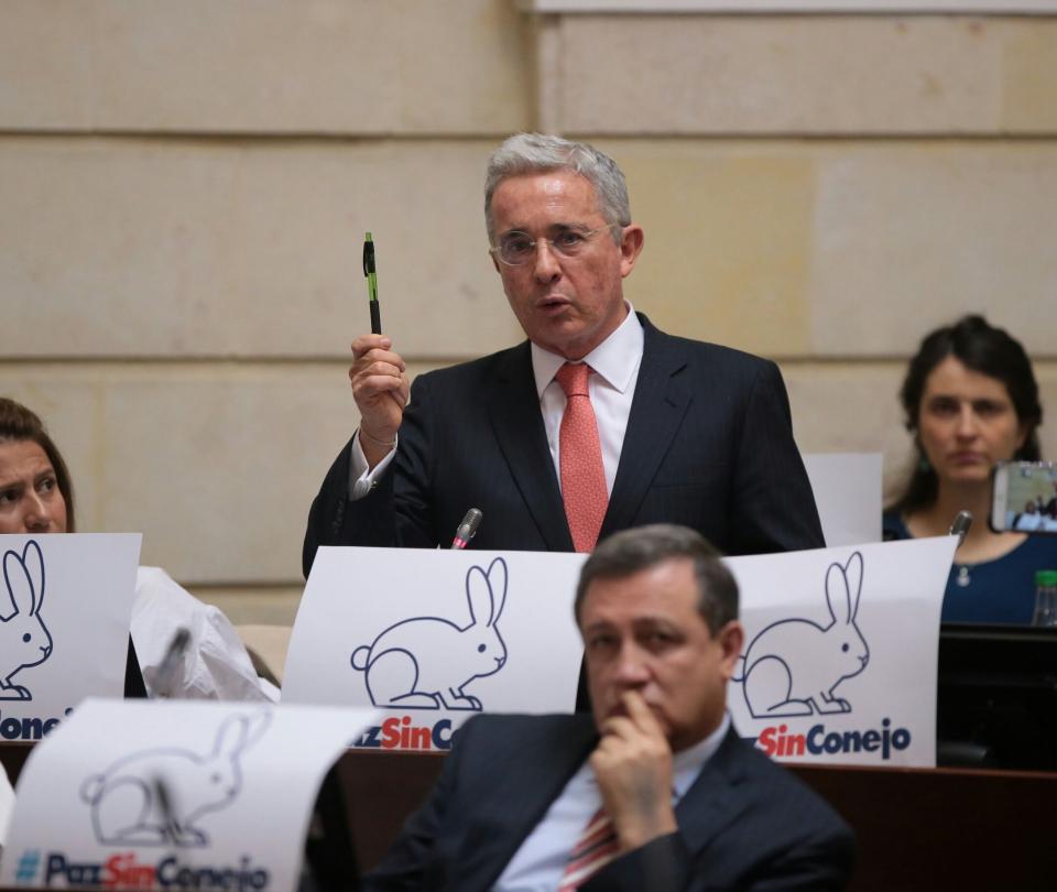 Álvaro Uribe dice que no está de acuerdo con una reforma tributaria - Congreso - Política