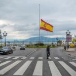 España declara luto oficial mientras continúa el desconfinamiento gradual