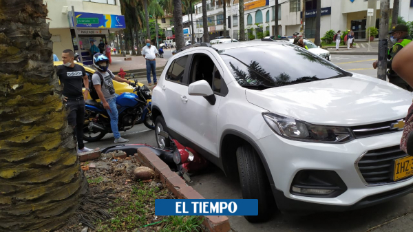 Hombre que intentó robo resultó arrollado por carro en Cali - Cali - Colombia