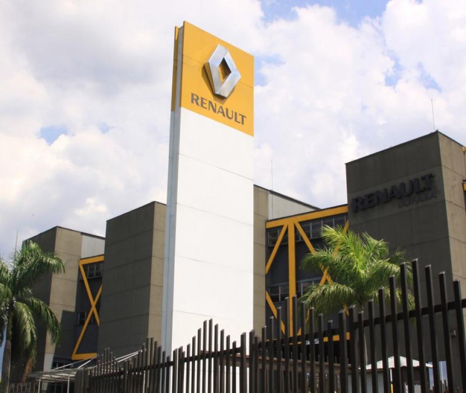 Despidos de empleados de Renault a nivel mundial. ¿Tendrá efecto en Colombia? - Sectores - Economía