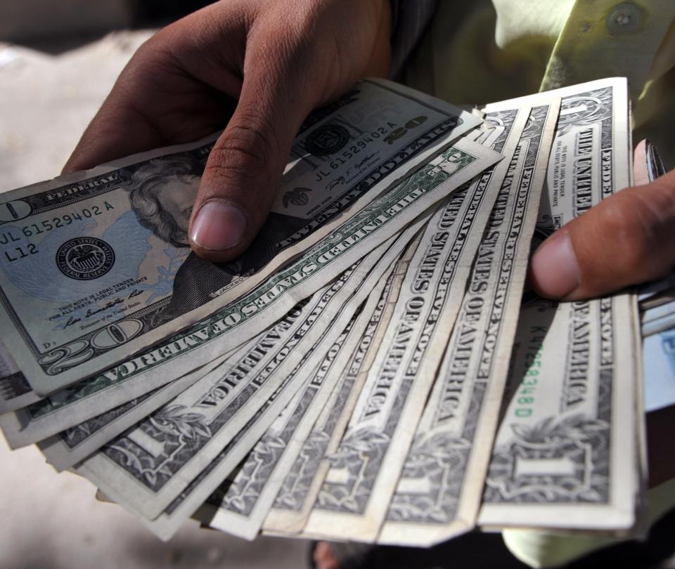 Dólar: tras récord, la divisa vuelve a la ‘nueva normalidad’. Análisis - Sectores - Economía