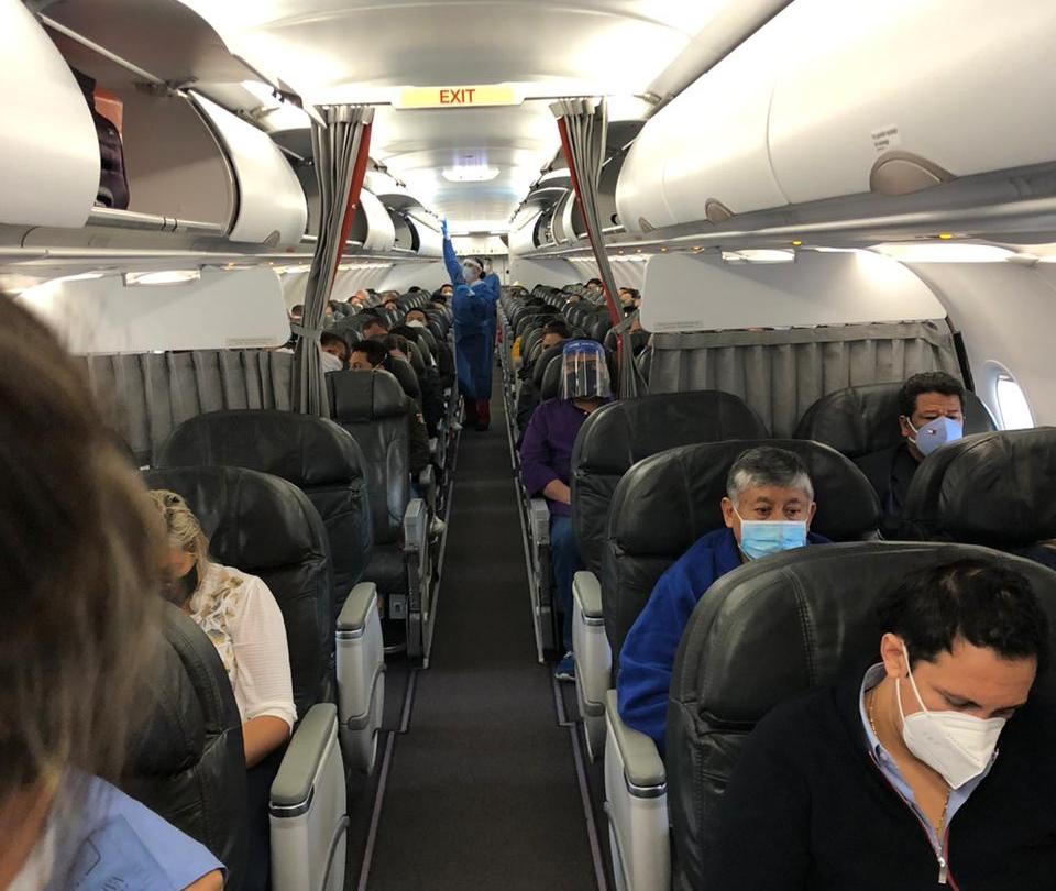 Los protocolos de las aerolíneas para volver a volar se estrenaron en Ecuador - Sectores - Economía
