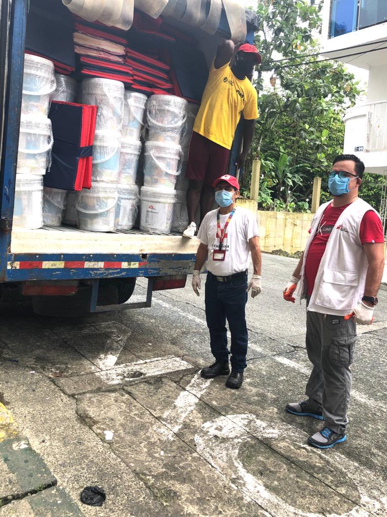 Médicos sin Fronteras realizó donación de material de emergencia a la Cruz Roja | Noticias de Buenaventura, Colombia y el Mundo
