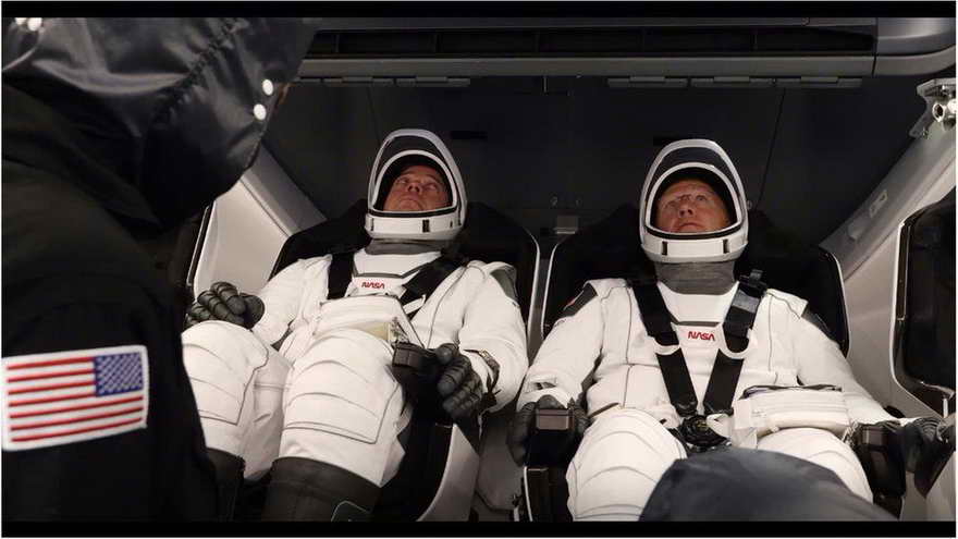 Los astronautas en plena misión