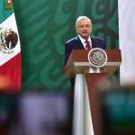 “Verdaderamente racista”: López Obrador tundió a Chumel Torres tras polémica con Beatriz Gutiérrez