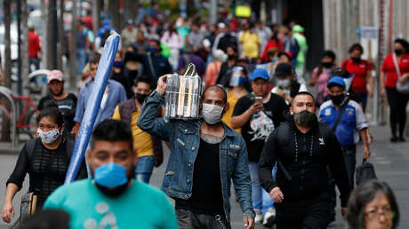 Del "ya podemos salir" a "si pueden, quédense en casa": las contradicciones sobre la pandemia en el gobierno de López Obrador