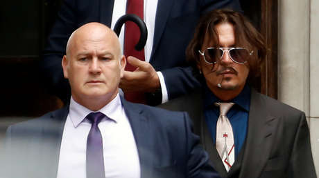 Johnny Depp demanda a un diario británico por afirmar que agredía a su exesposa