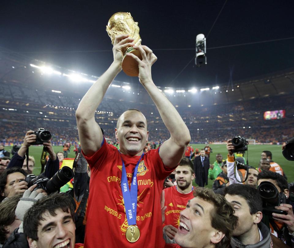 Recuerdo del título mundial de España contra Holanda en Sudáfrica 2010 - Fútbol Internacional - Deportes