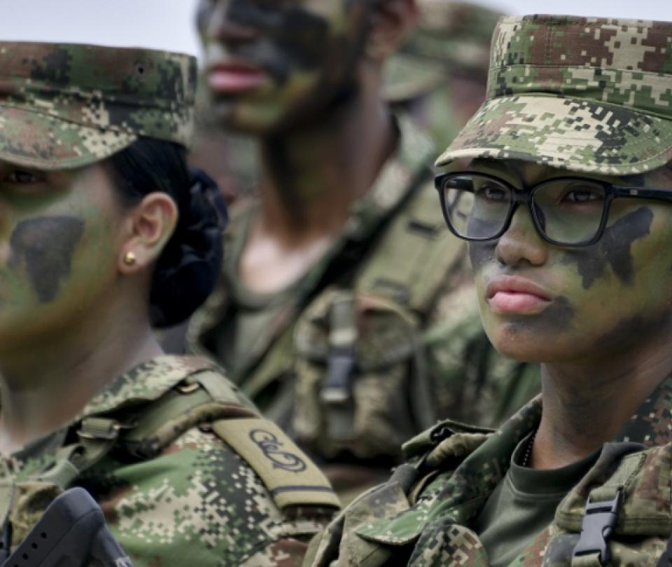 Servicio militar obligatorio para mujeres: Vicepresidenta aclara el tema - Gobierno - Política