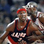Cliff Robinson, en una postal de las finales de la NBA de 1992 entre los Trail Blazers y los Chicago Bulls de Jordan (AP Photo/John Swart, File)