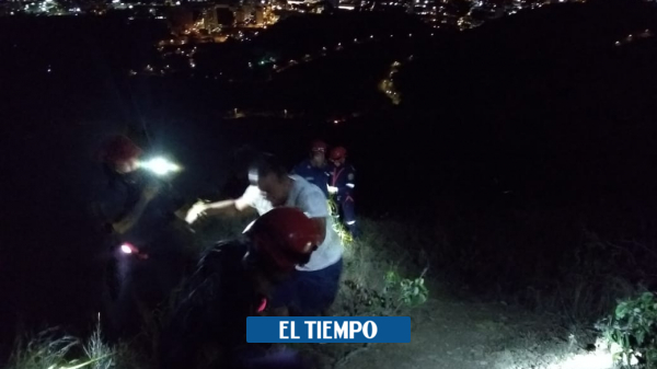Susto de 2 deportistas atrapados en precipicio de cerro de Cali - Cali - Colombia