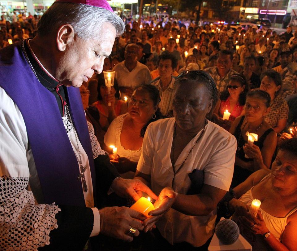 Trino de Arzobispo de Cali desata un nuevo choque con el uribismo - Cali - Colombia