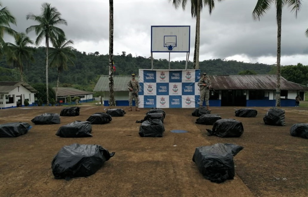 Fuerza pública incautó 700 kilos de cocaína en el norte del Chocó | Noticias de Buenaventura, Colombia y el Mundo