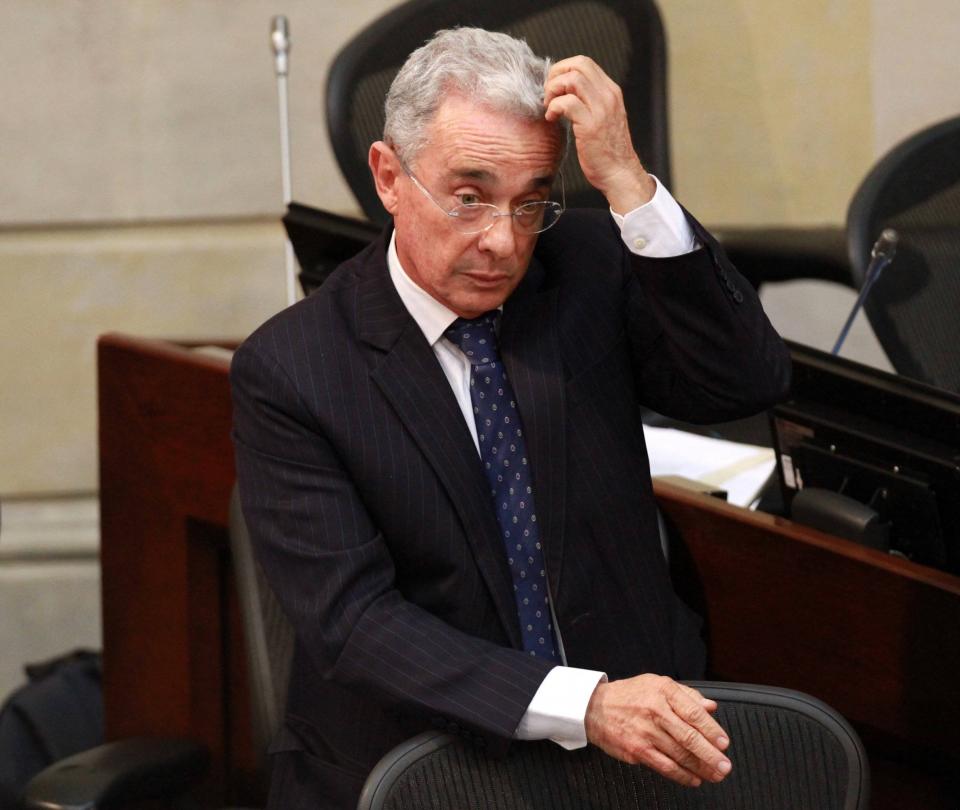 Álvaro Uribe: políticos reaccionan a medida de aseguramiento - Congreso - Política