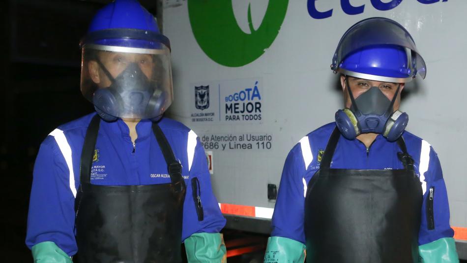 Coronavirus en Bogotá: Así es el trabajo de los recolectores de residuos de covid-19 en la ciudad - Bogotá