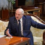 Lukashenko reconoce que se ha eternizado en el poder, pero no piensa irse