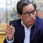 Entrevista con Ministro de Hacienda: Habrá más impuestos para pagar las deudas que deja la pandemia - Sectores - Economía