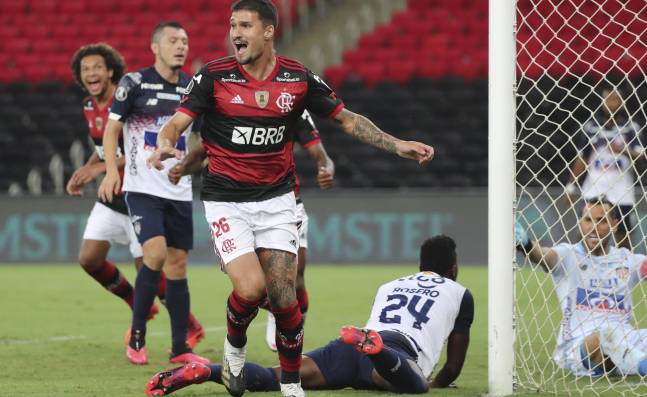 Junior cayó 3-1 en su visita a Flamengo y quedó fuera de la Libertadores; jugará Suramericana