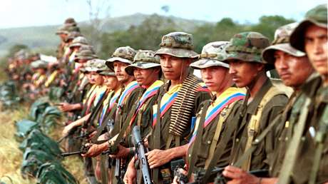 Las FARC afirman que mataron a un importante líder colombiano en 1995 y desatan la polémica: ¿confesión o encubrimiento?