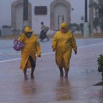 Reportan más de 300,000 afectados tras el paso del huracán Delta en Yucatán (Foto: EFE/ Cuauhtémoc Moreno)