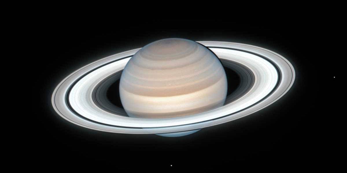 El telescopio Hubble aprovechó que Saturno se encuentra en su punto más cercano a la Tierra y captura una imagen impresionante.