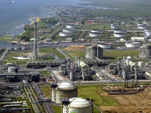 Opep+ acordó leve aumento en la producción de petróleo | Infraestructura | Economía