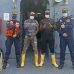 Rescatan con vida a tres pescadores que habían desaparecido en el Pacífico colombiano