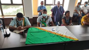 posesionados autoridades Indígenas en Buenaventura