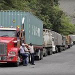 Camioneros reportan pérdidas por demoras para descargar contenedores vacíos en Buenaventura | Noticias de Buenaventura, Colombia y el Mundo