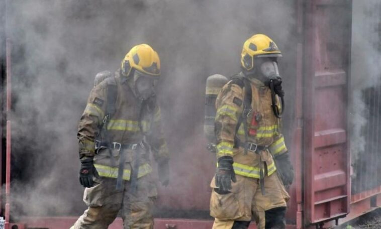 bomberos de Buenaventura suspenden servicios a falta de recursos