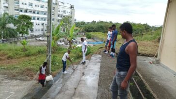Jóvenes bonaverenses le apostaron a la limpieza del CAIJU | Noticias de Buenaventura, Colombia y el Mundo