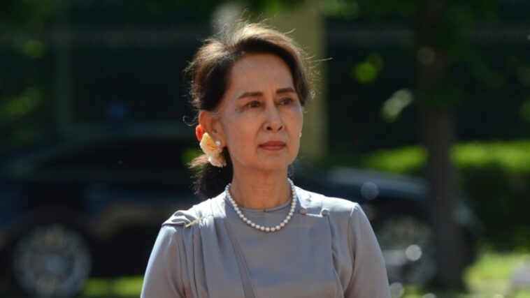 El tribunal de la junta de Myanmar retrasa el veredicto en el juicio por corrupción de Aung San Suu Kyi | Noticias de Buenaventura, Colombia y el Mundo
