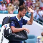 Djokovic sigue siendo el número 1 mientras Medvedev cae ante Hurkacz en Miami | Noticias de Buenaventura, Colombia y el Mundo