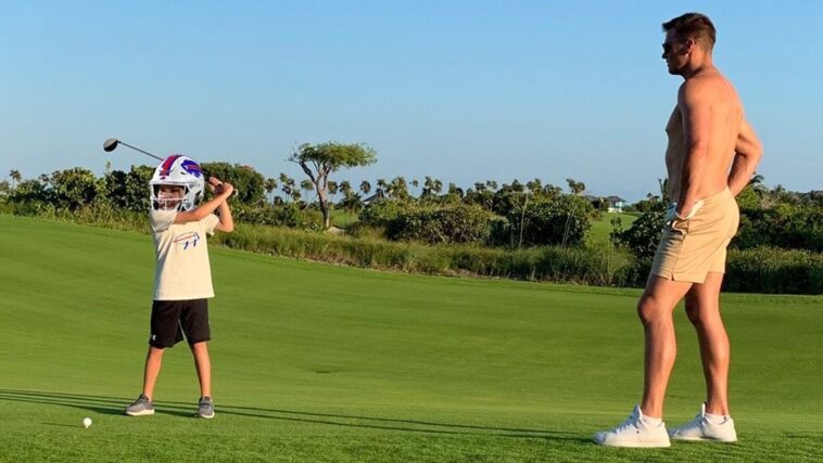 Tom Brady y Josh Allen intercambian charlas en línea antes del evento de golf The Match | Noticias de Buenaventura, Colombia y el Mundo
